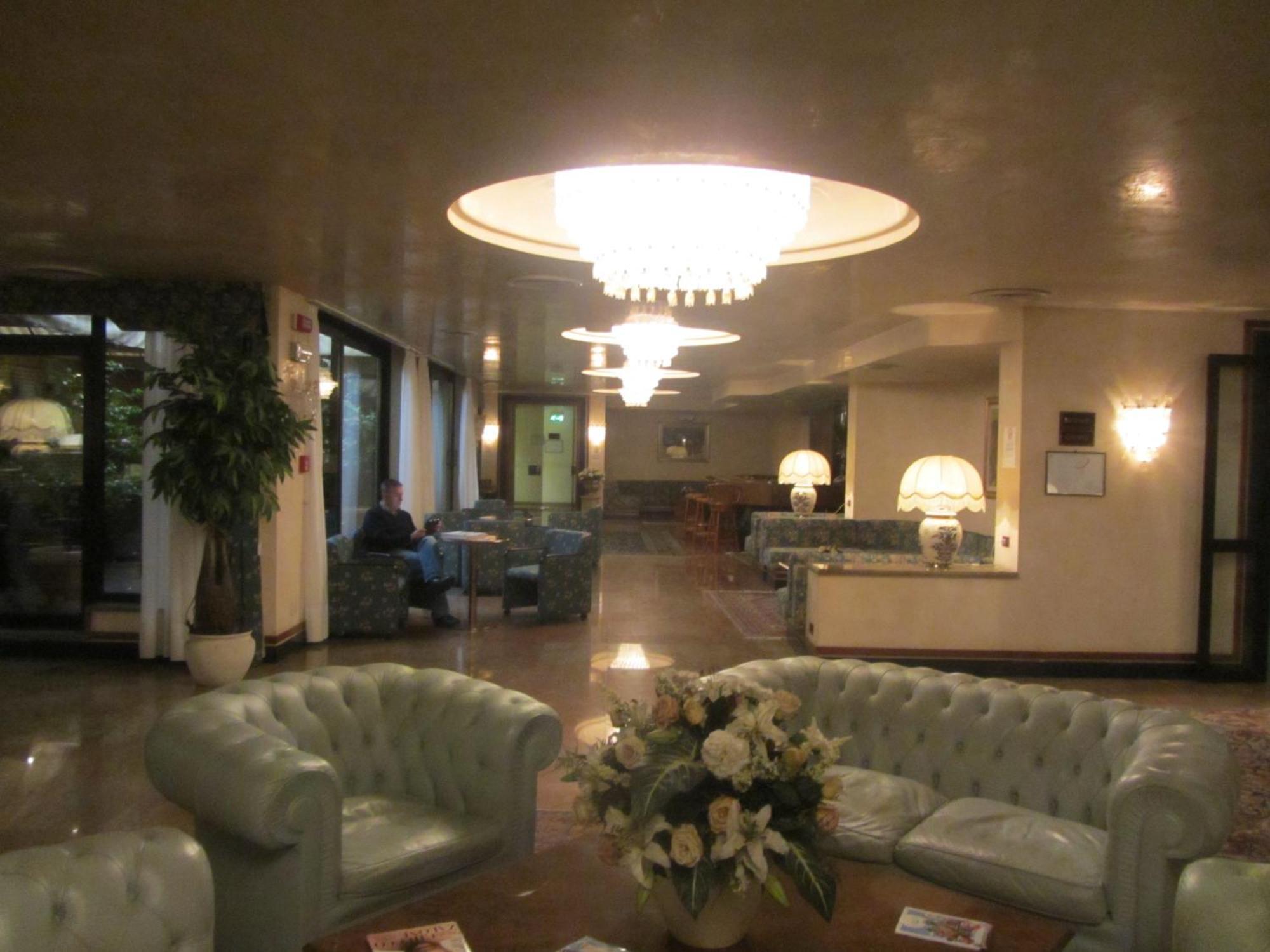 Hotel Leonardo Da Vinci Sassari Eksteriør billede
