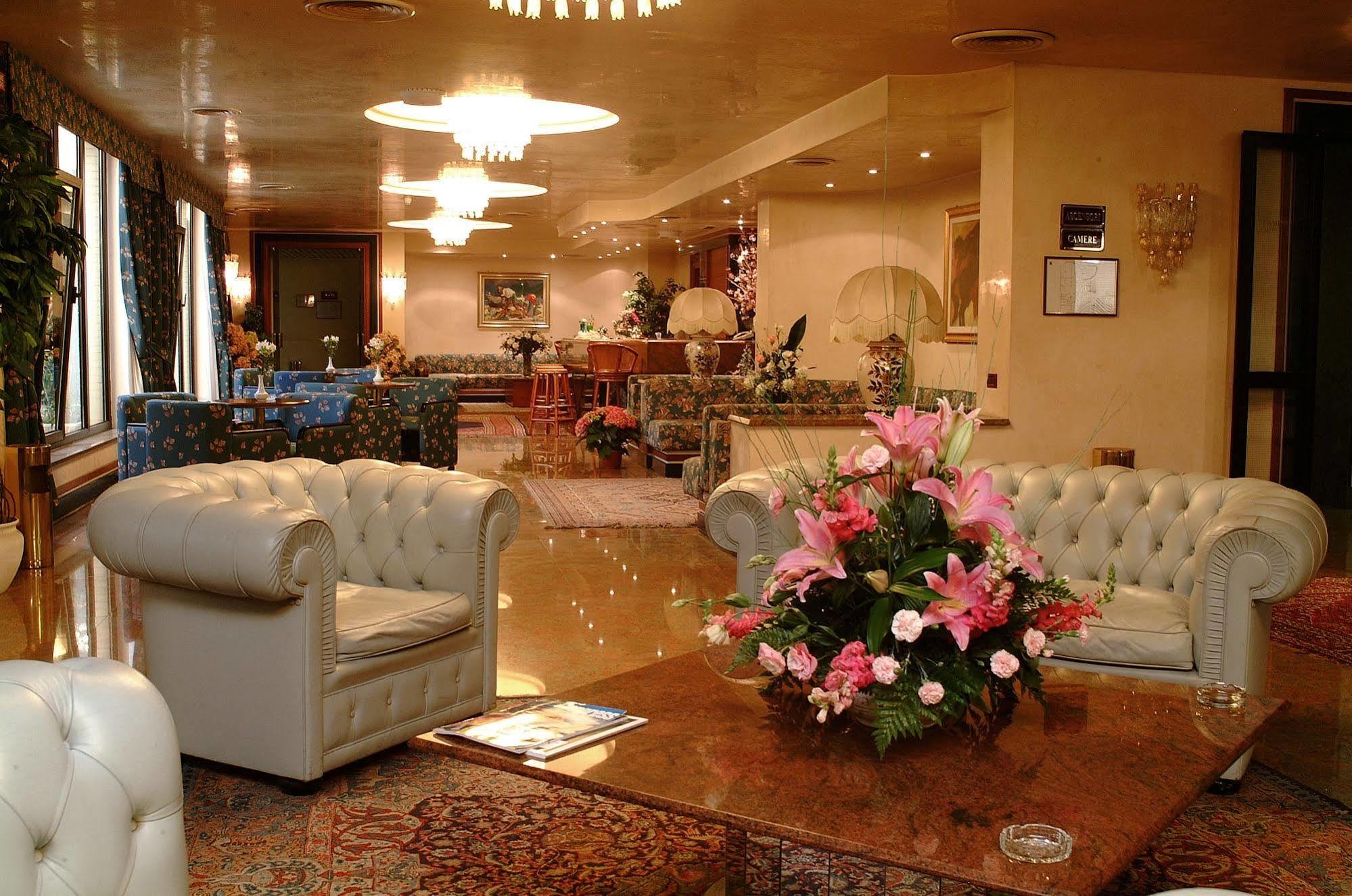 Hotel Leonardo Da Vinci Sassari Eksteriør billede