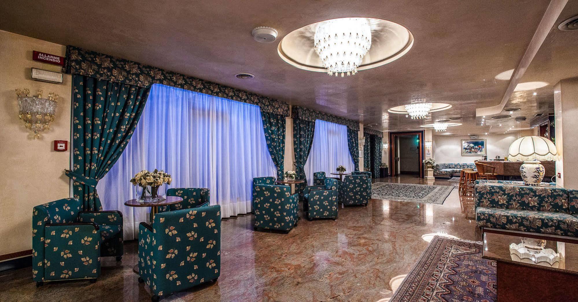 Hotel Leonardo Da Vinci Sassari Eksteriør billede