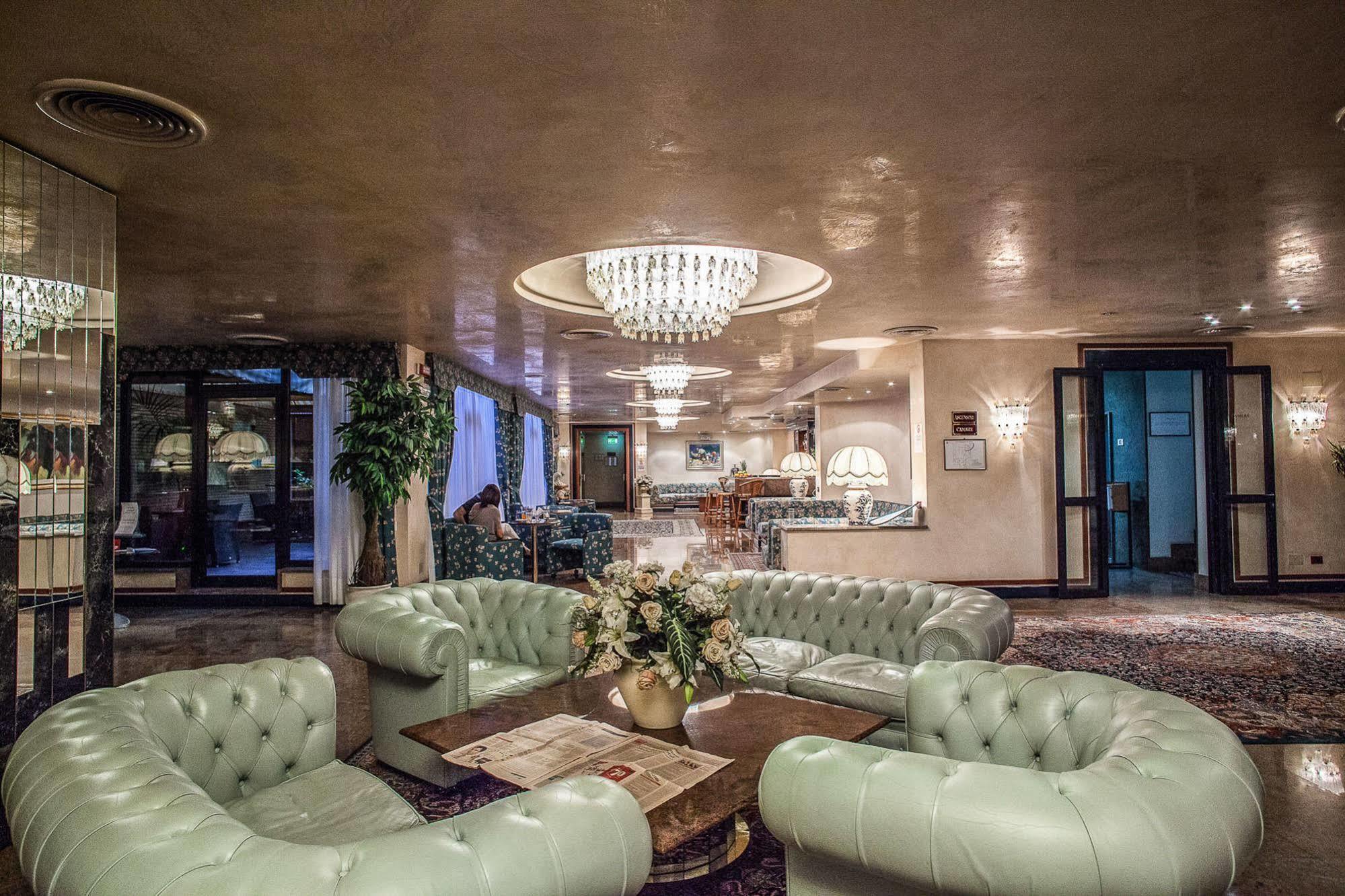 Hotel Leonardo Da Vinci Sassari Eksteriør billede