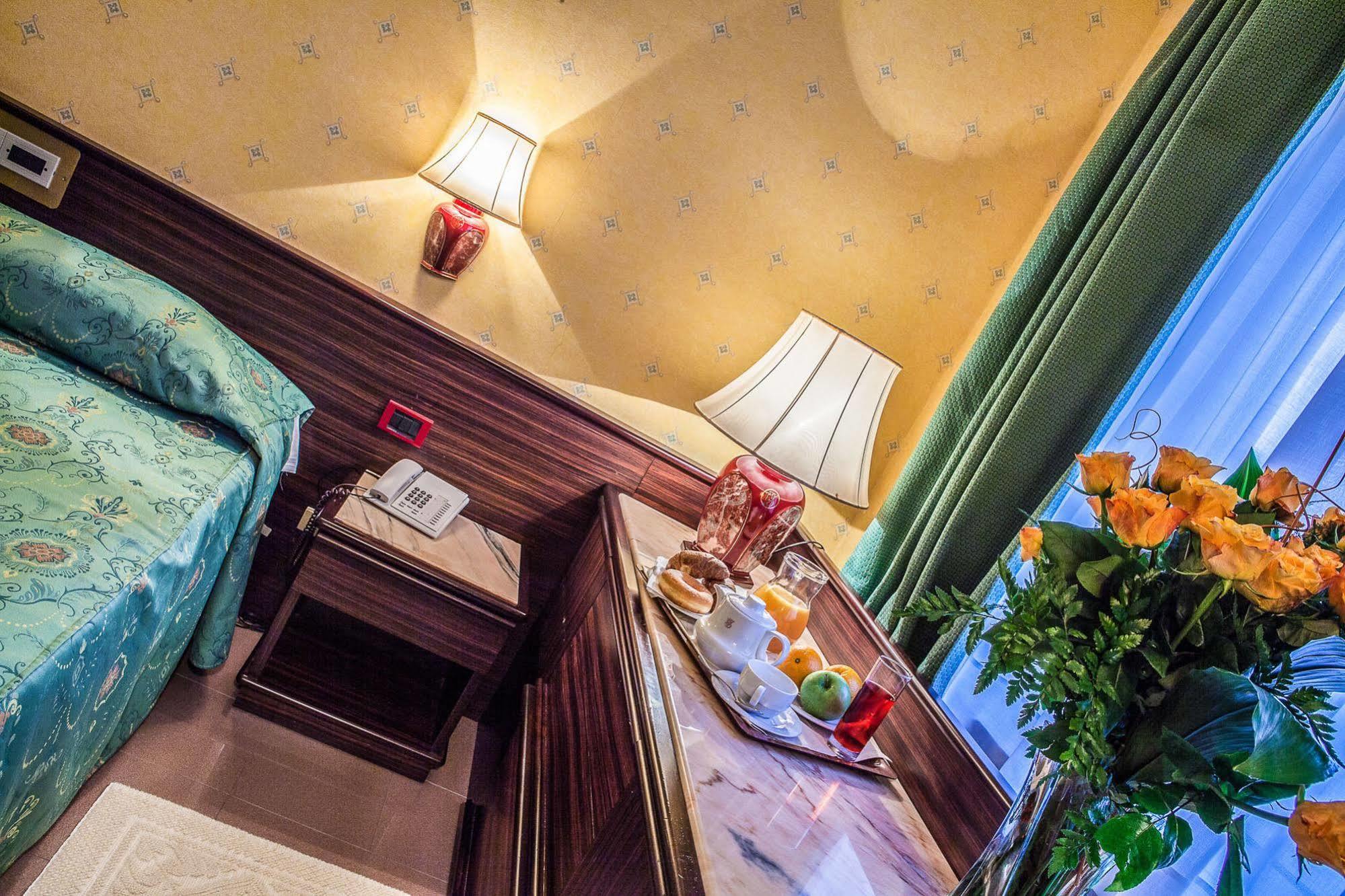 Hotel Leonardo Da Vinci Sassari Eksteriør billede