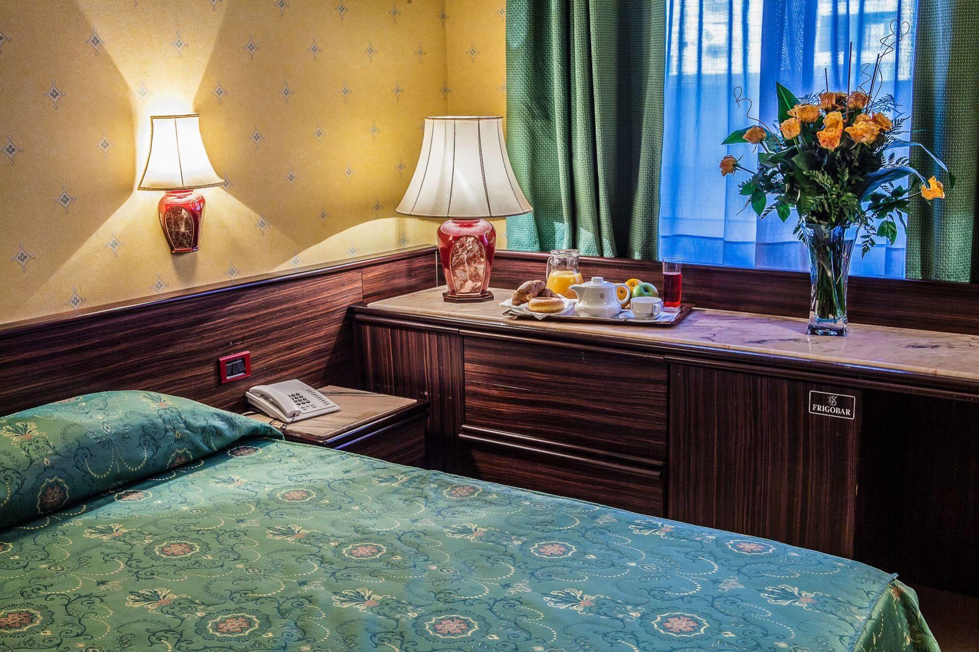 Hotel Leonardo Da Vinci Sassari Eksteriør billede