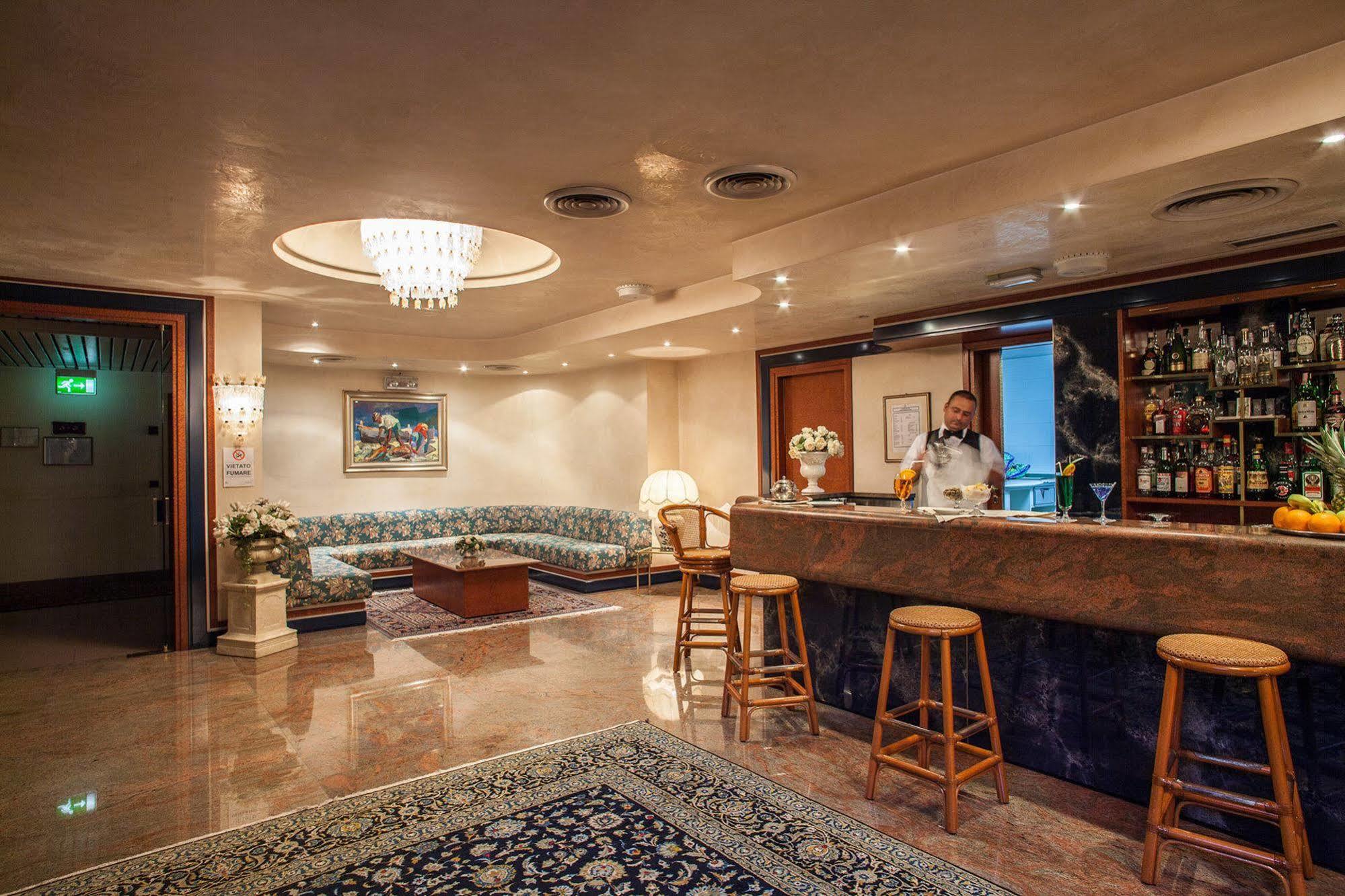 Hotel Leonardo Da Vinci Sassari Eksteriør billede